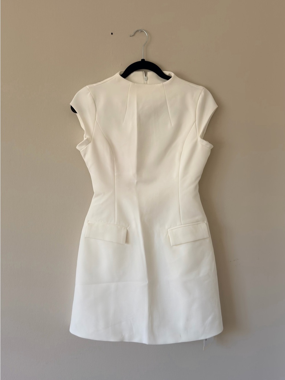 NWT Commense White Cap-Sleeve Sheath Mini Dress